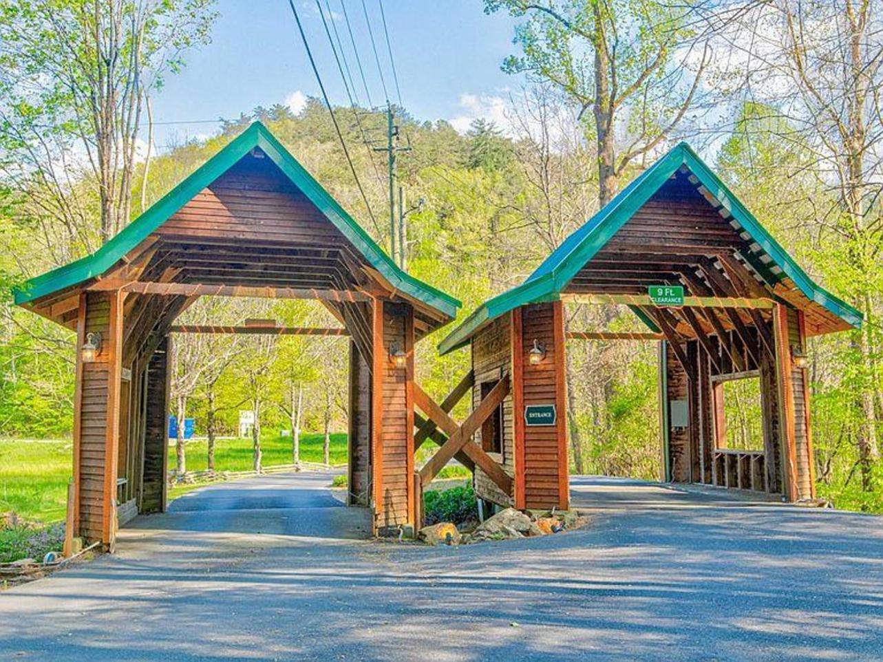Amazing Views, Pool, Hot Tub, Game Room Sevierville Exterior foto